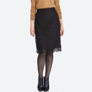 UNIQLO Lace Skirt Size L